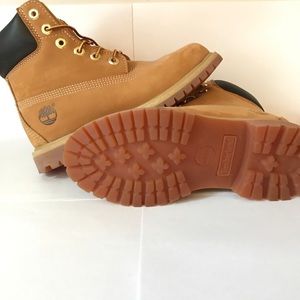 Timberlands size 6
